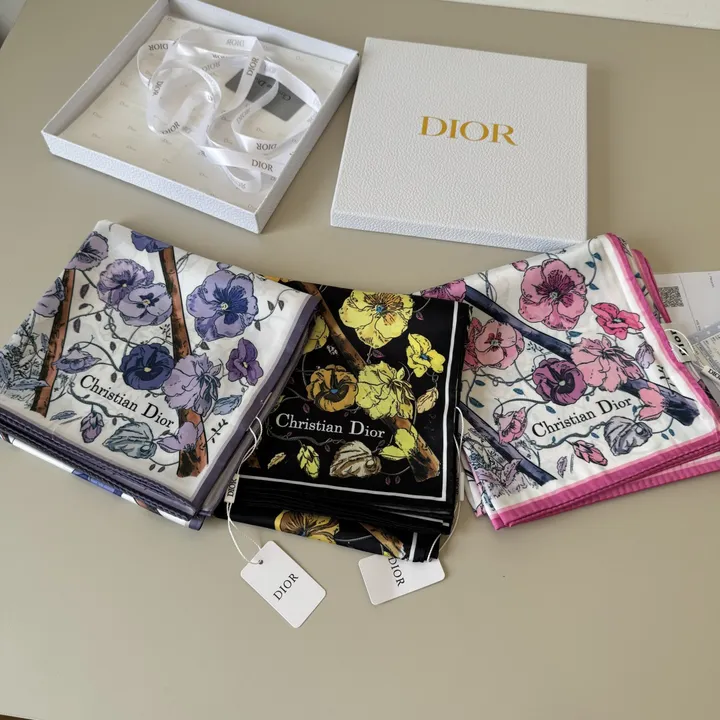 スーパーコピー ディオール マフラー