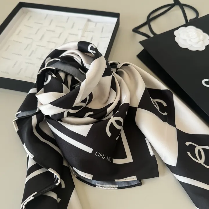 スーパーコピー シャネル マフラー