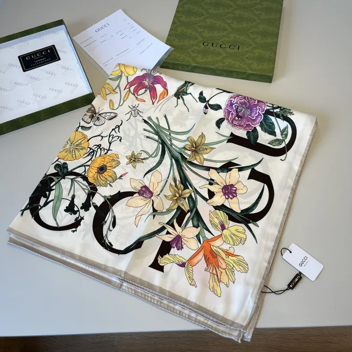 スーパーコピー グッチ マフラー