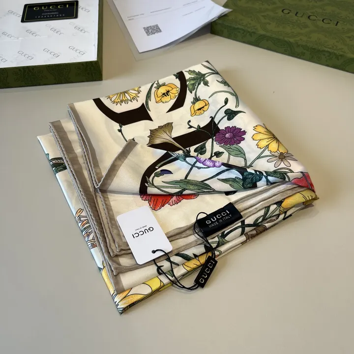 スーパーコピー グッチ マフラー