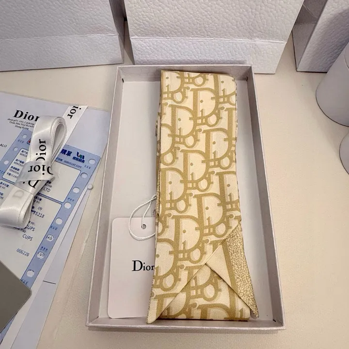 スーパーコピー ディオール マフラー