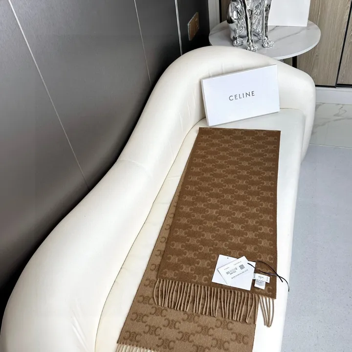 スーパーコピー セリーヌ マフラー