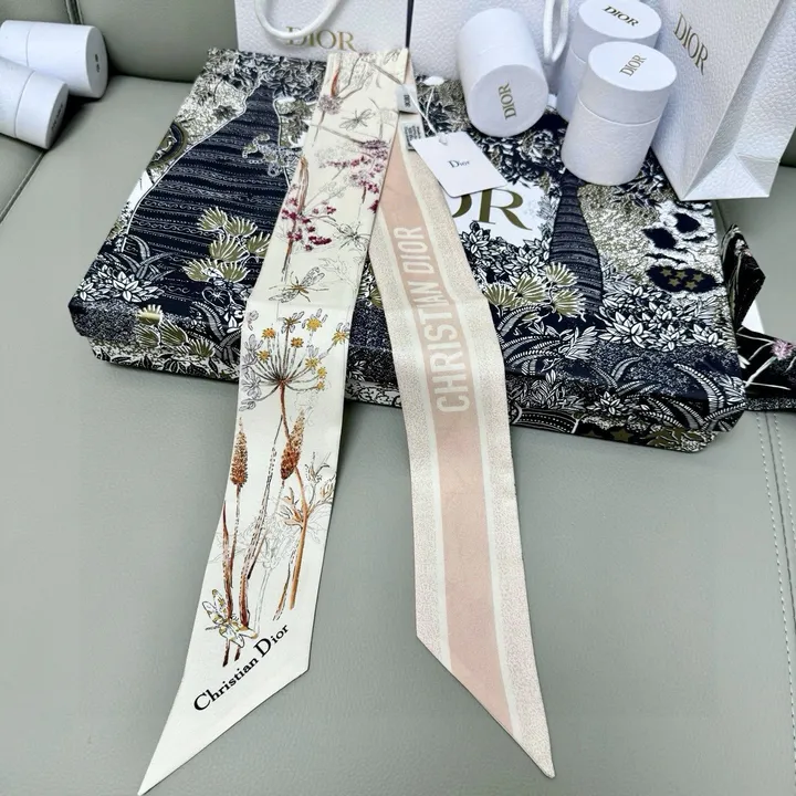 スーパーコピー ディオール マフラー