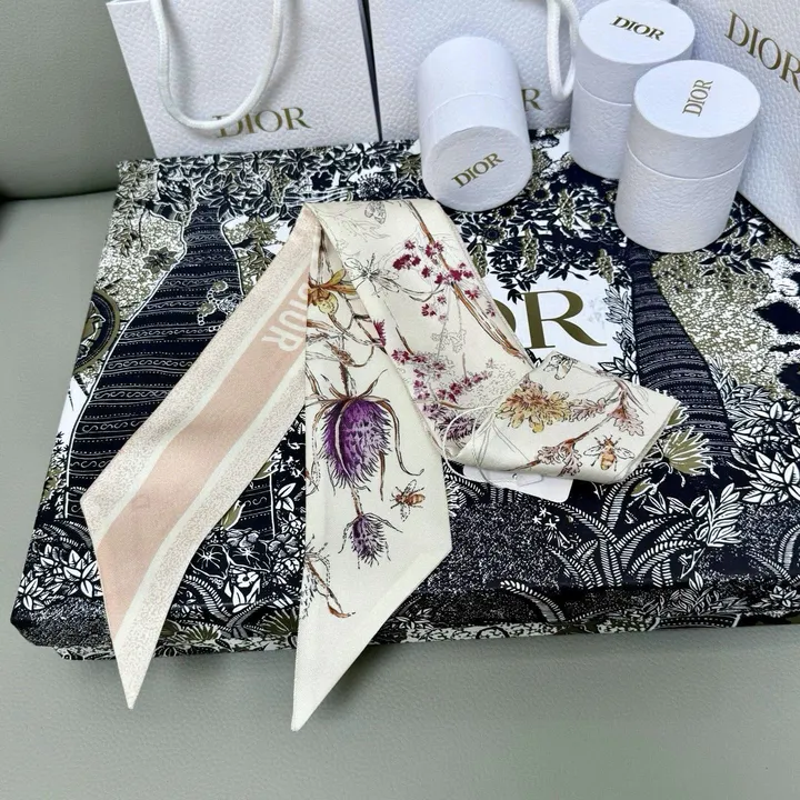 スーパーコピー ディオール マフラー