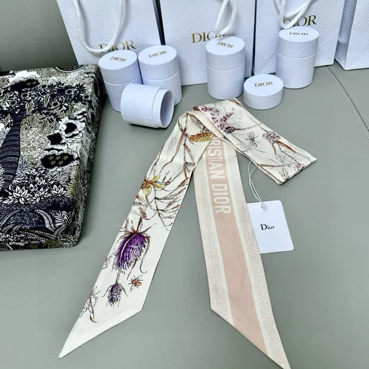 スーパーコピー ディオール マフラー