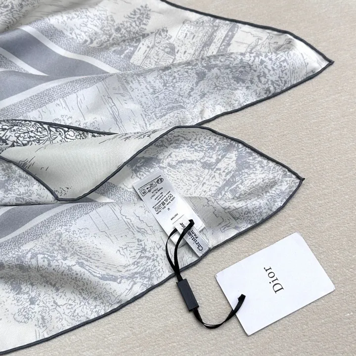 スーパーコピー ディオール マフラー