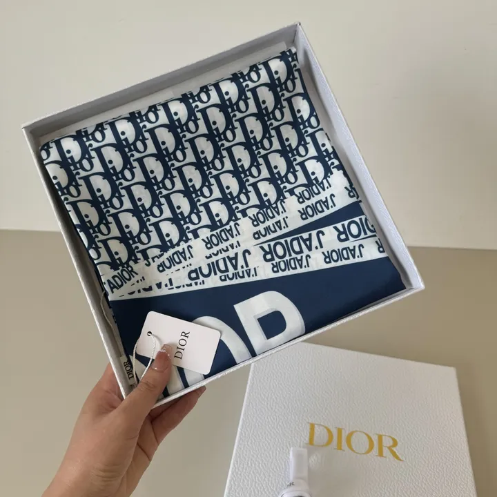 スーパーコピー グッチ マフラー