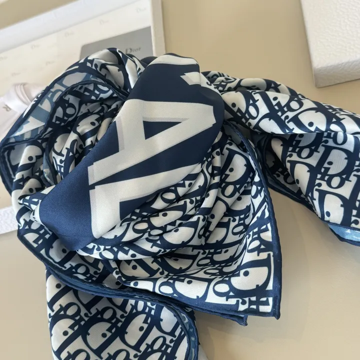 スーパーコピー グッチ マフラー