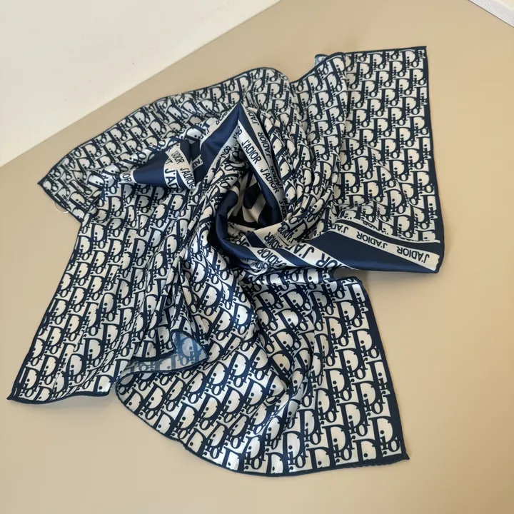 スーパーコピー グッチ マフラー