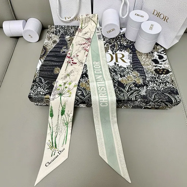 スーパーコピー ディオール マフラー