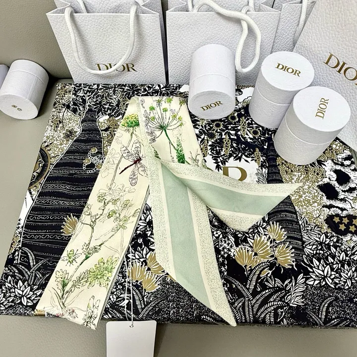 スーパーコピー ディオール マフラー