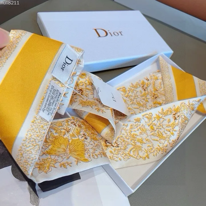 スーパーコピー ディオール マフラー