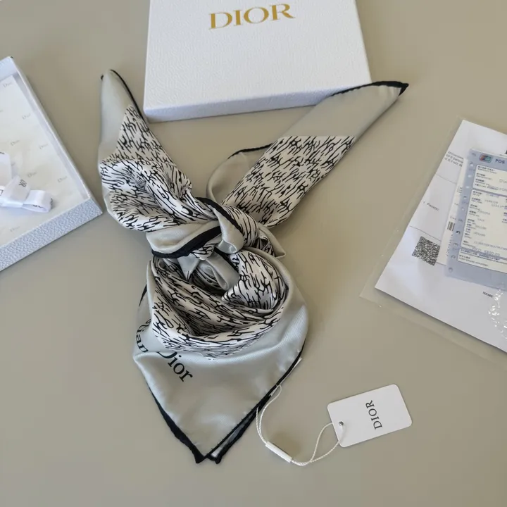 スーパーコピー ディオール マフラー