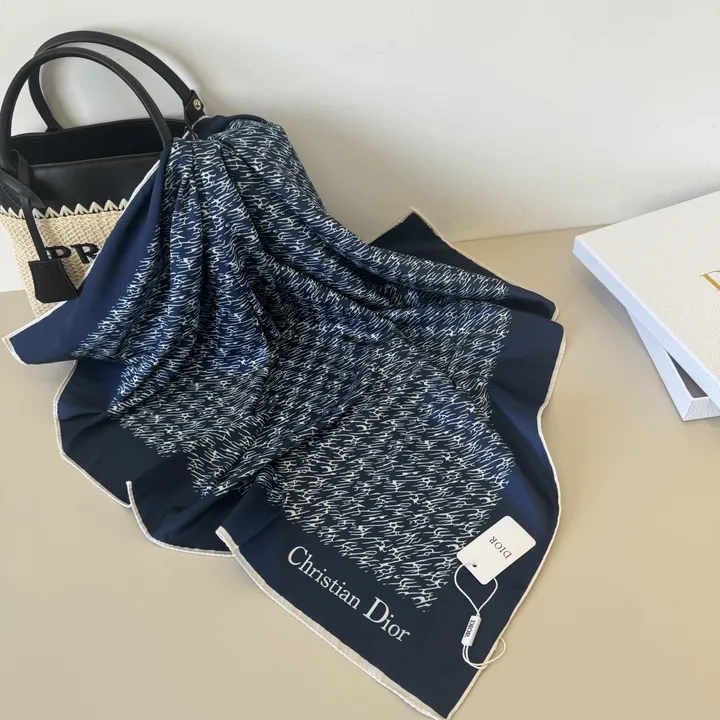 スーパーコピー ディオール マフラー