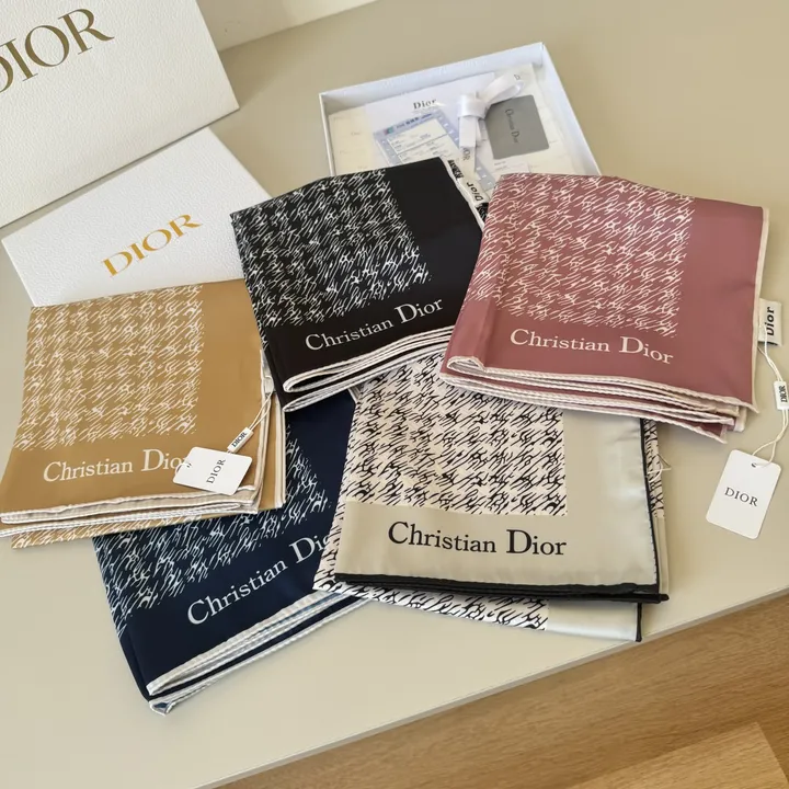 スーパーコピー ディオール マフラー