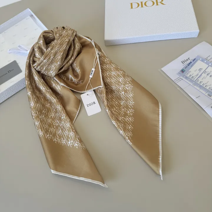 スーパーコピー ディオール マフラー