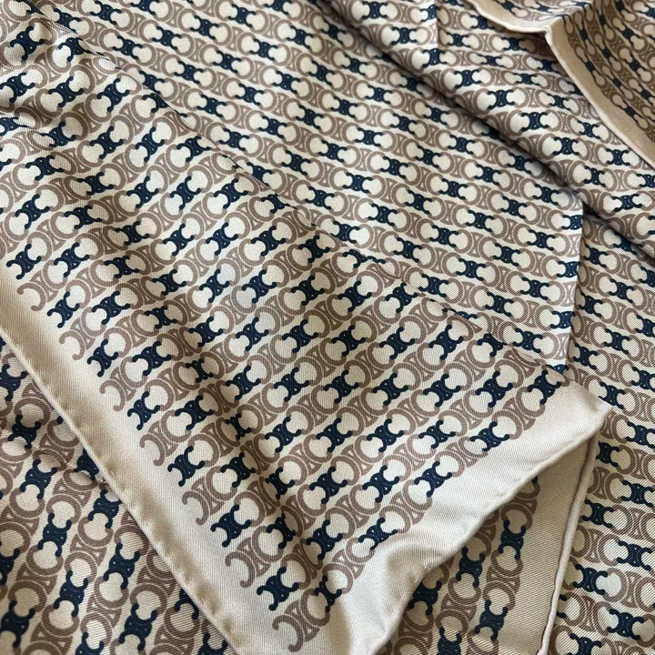 スーパーコピー セリーヌ マフラー