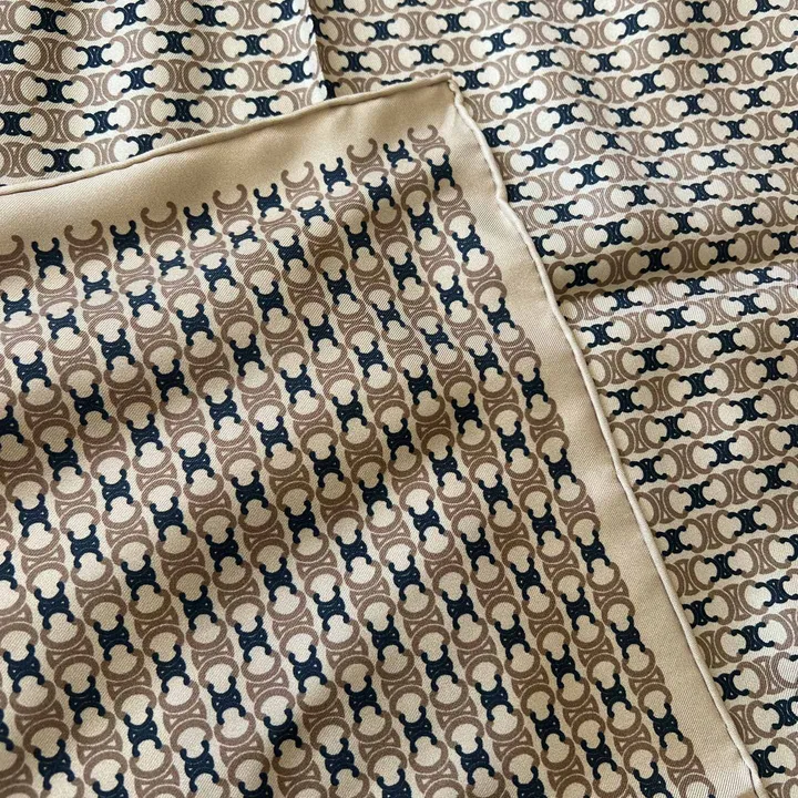 スーパーコピー セリーヌ マフラー