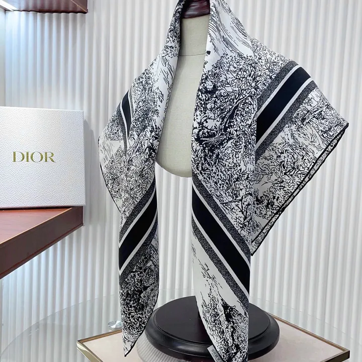 スーパーコピー ディオール マフラー