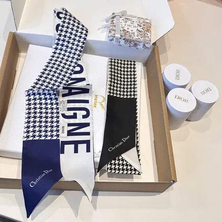 スーパーコピー ディオール マフラー