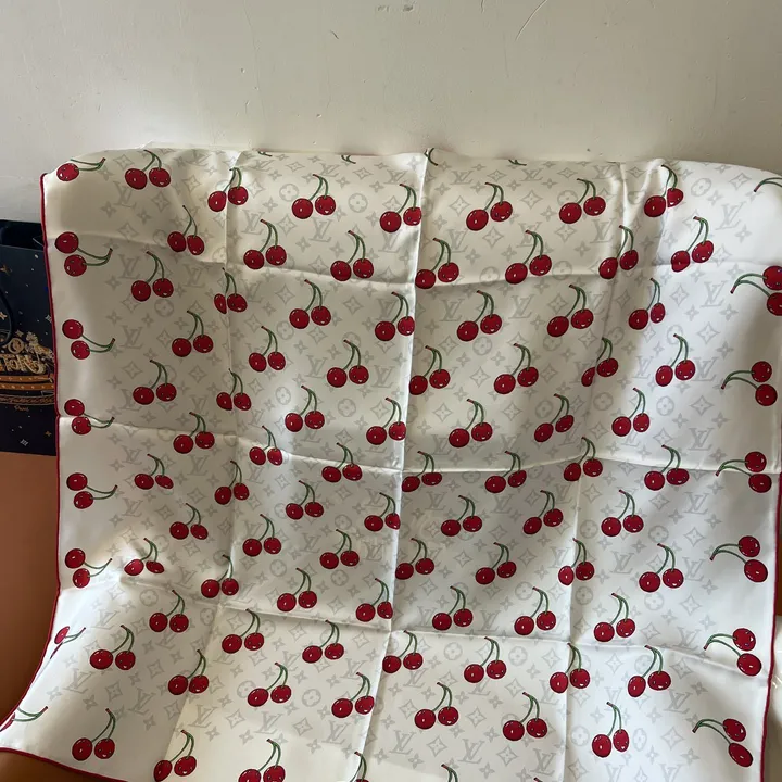 スーパーコピー ルイヴィトン マフラー