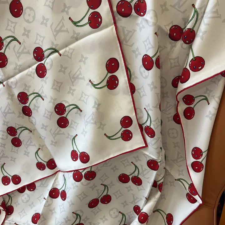 スーパーコピー ルイヴィトン マフラー