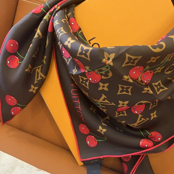 スーパーコピー ルイヴィトン マフラー