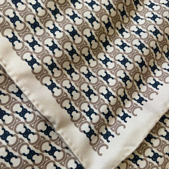 スーパーコピー セリーヌ マフラー