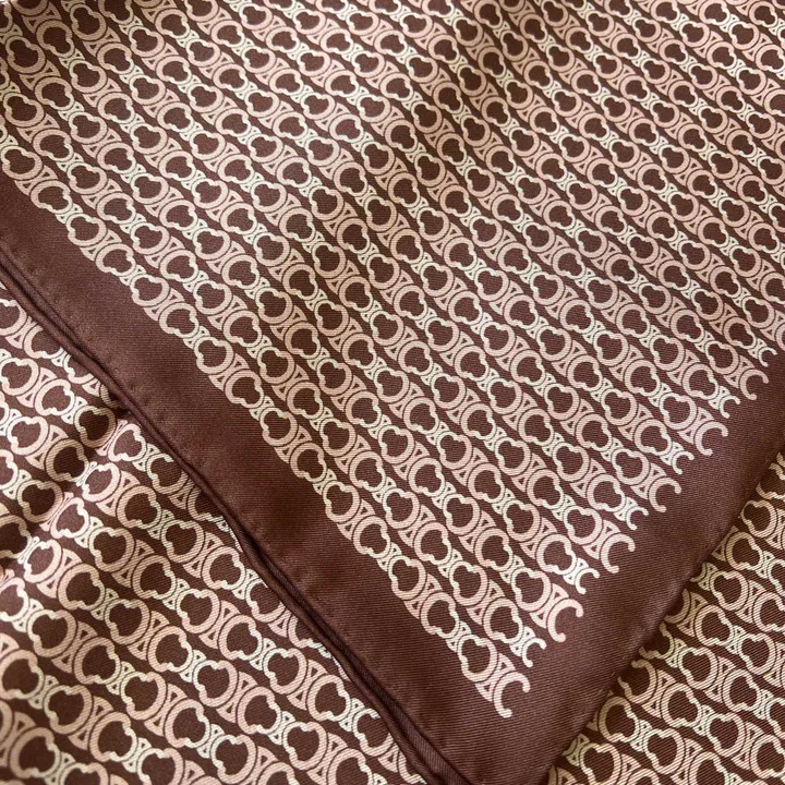 スーパーコピー セリーヌ マフラー