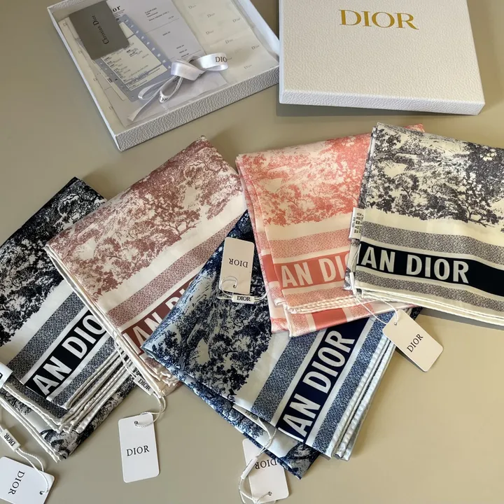 スーパーコピー ディオール マフラー