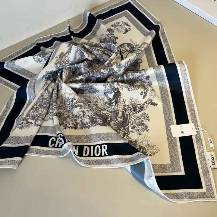 スーパーコピー ディオール マフラー