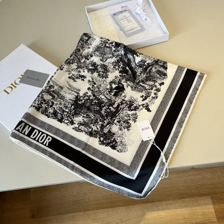 スーパーコピー ディオール マフラー