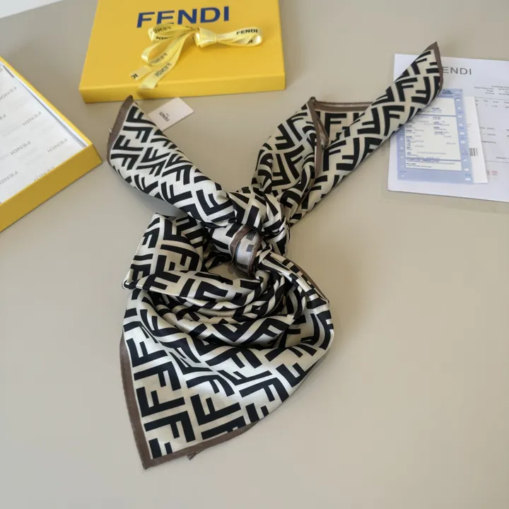 スーパーコピー フェンディ マフラー