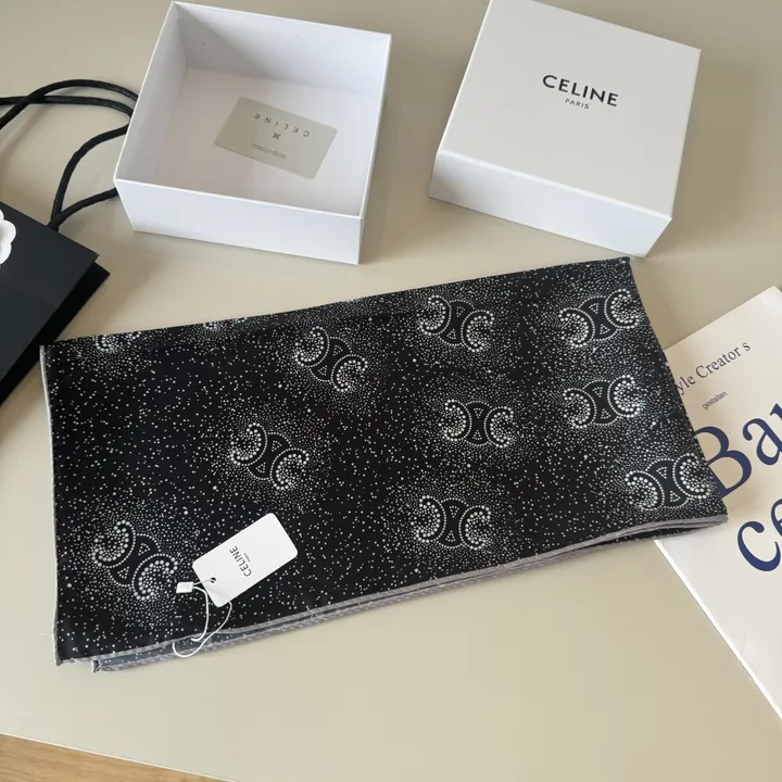 スーパーコピー セリーヌ マフラー