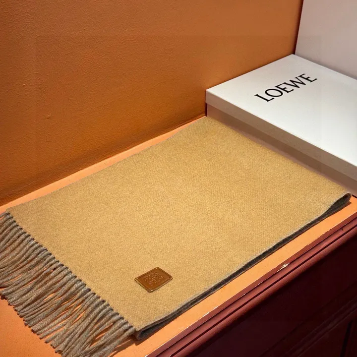 スーパーコピー ロエベ マフラー