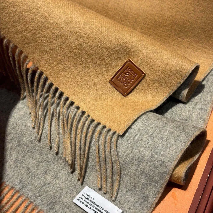 スーパーコピー ロエベ マフラー