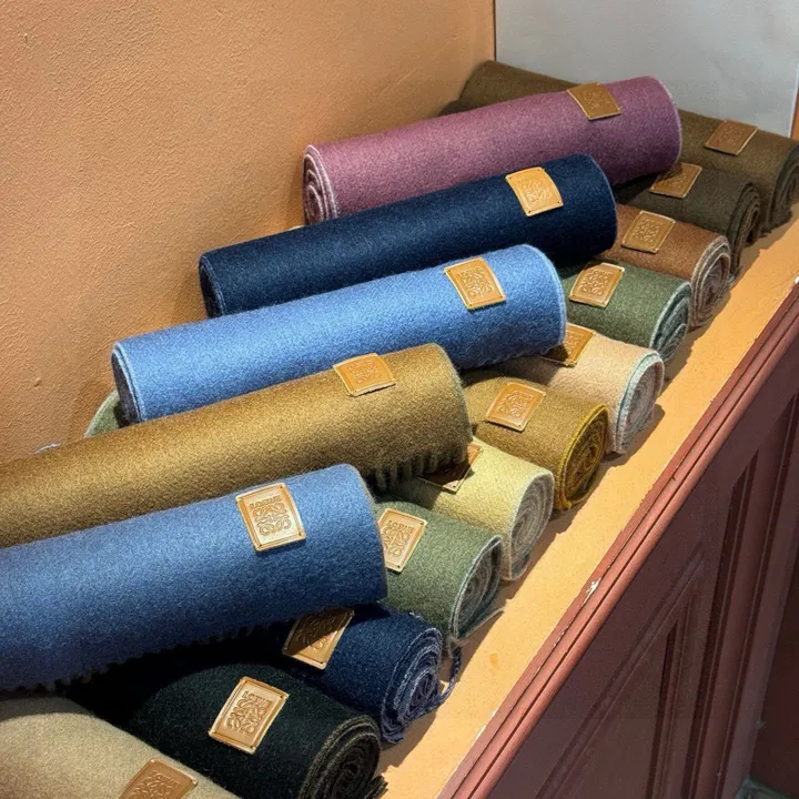 スーパーコピー ロエベ マフラー