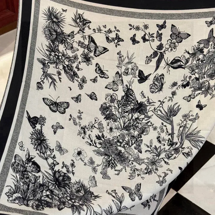 スーパーコピー ディオール マフラー