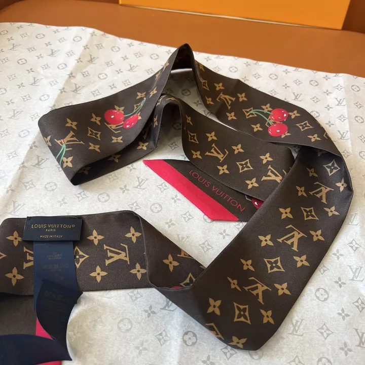 スーパーコピー ルイヴィトン マフラー