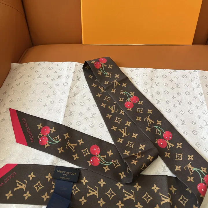 スーパーコピー ルイヴィトン マフラー