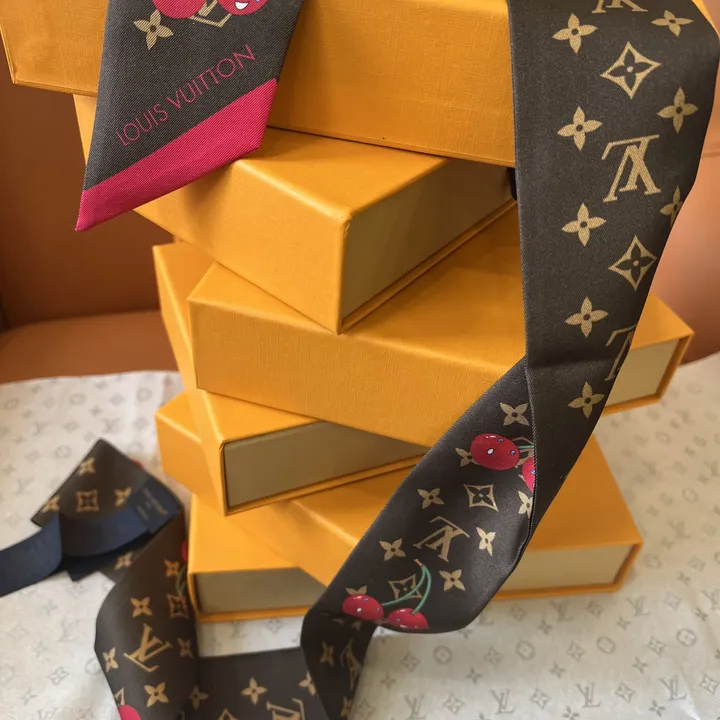 スーパーコピー ルイヴィトン マフラー