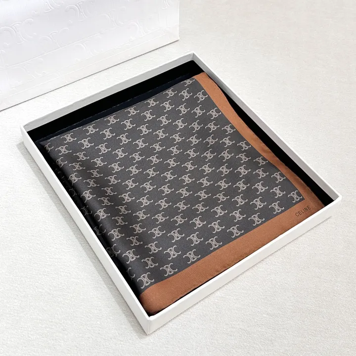 スーパーコピー セリーヌ マフラー