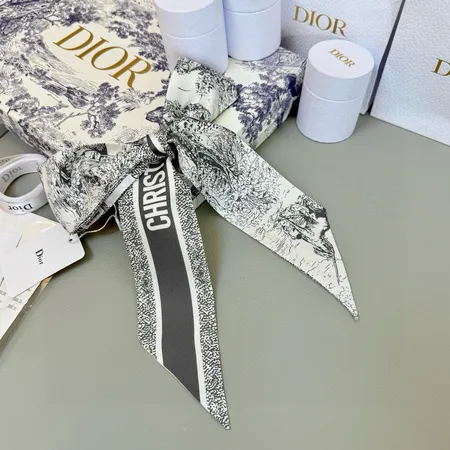 スーパーコピー ディオール マフラー