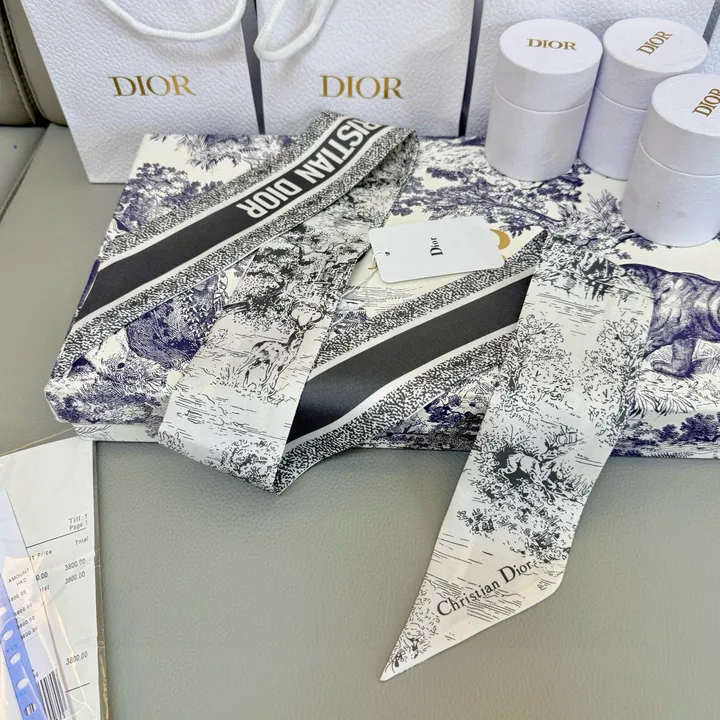 スーパーコピー ディオール マフラー