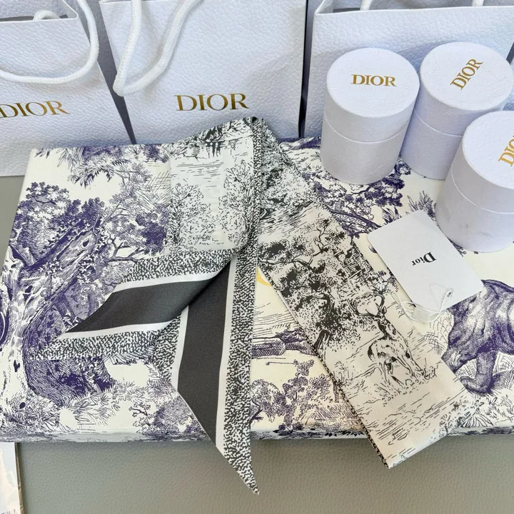 スーパーコピー ディオール マフラー