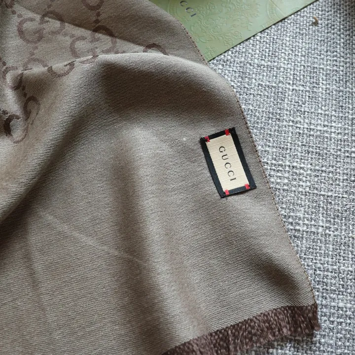 スーパーコピー グッチ マフラー