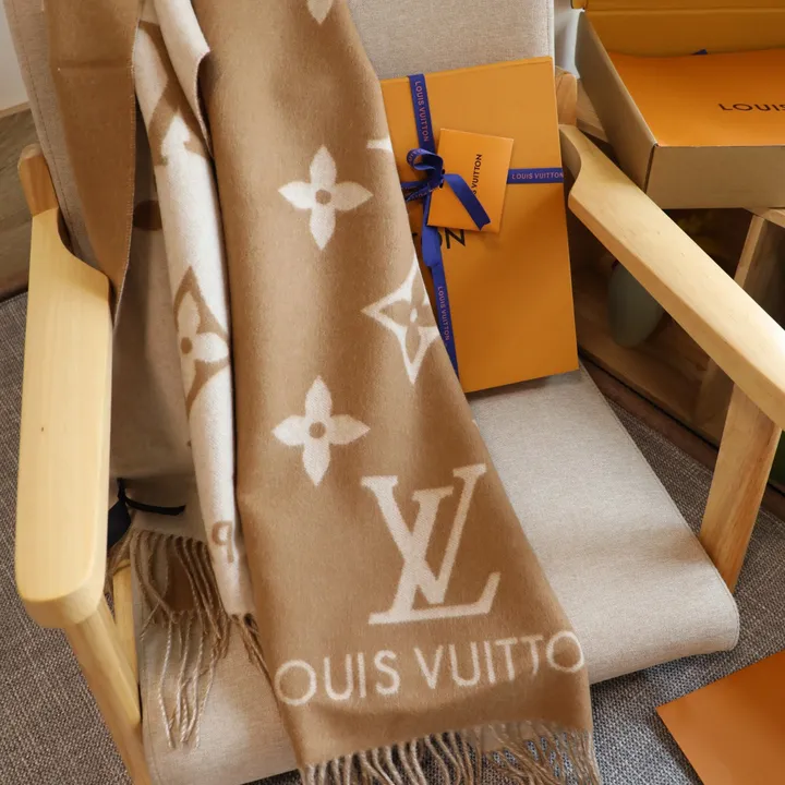 スーパーコピー ルイヴィトン マフラー