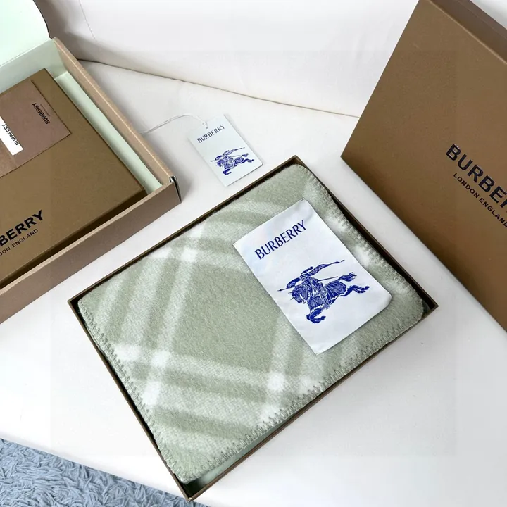 スーパーコピー バーバリー ス マフラー