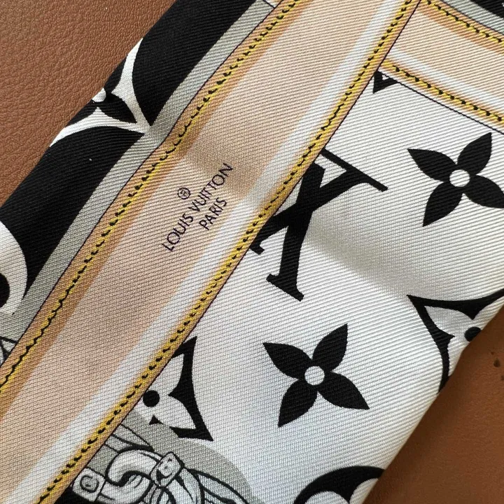 スーパーコピー ルイヴィトン マフラー