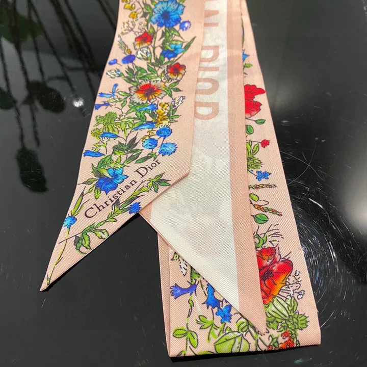 スーパーコピー ディオール マフラー